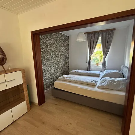 Terasse Und Garten 8 Personen * Kassel