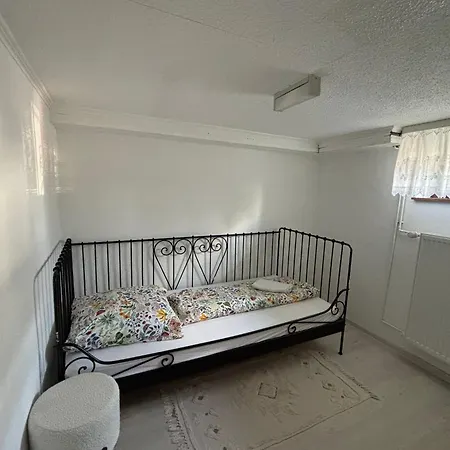 Terasse Und Garten 8 Personen Apartment Kassel