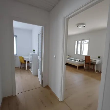 Terasse Und Garten 8 Personen * Kassel