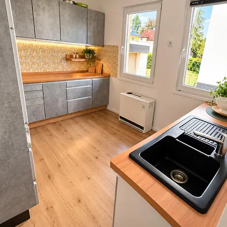 Terasse Und Garten 8 Personen Kassel